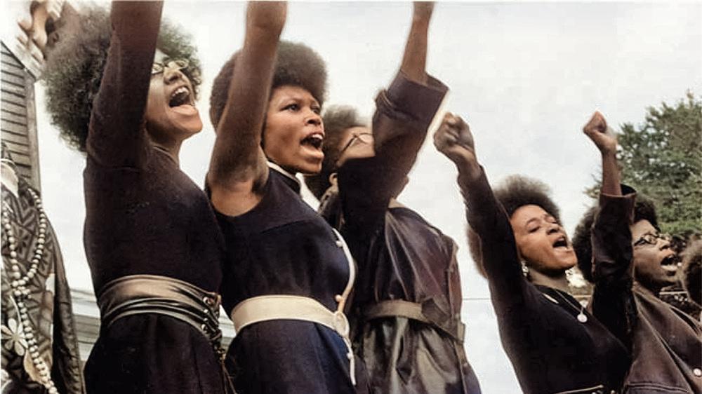 8 en 21 maart: Strijd samen tegen discriminatie en voor socialisme!