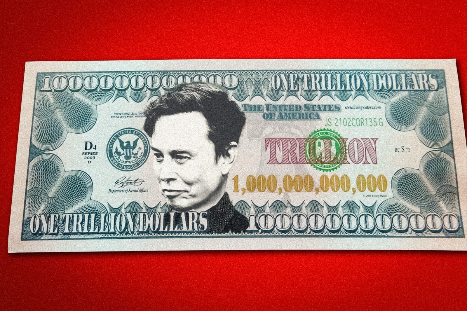 Het gezicht van Elon Musk op een biljet van 1 biljoen dollar