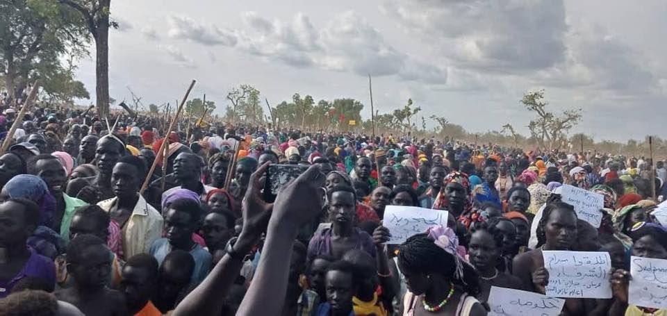 Soedan: de zweep van de contrarevolutie drijft de revolutie verder