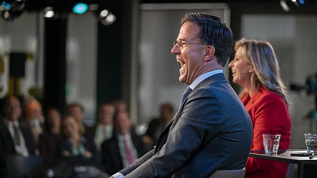 Lachende premier Rutte, 13 juni 2022